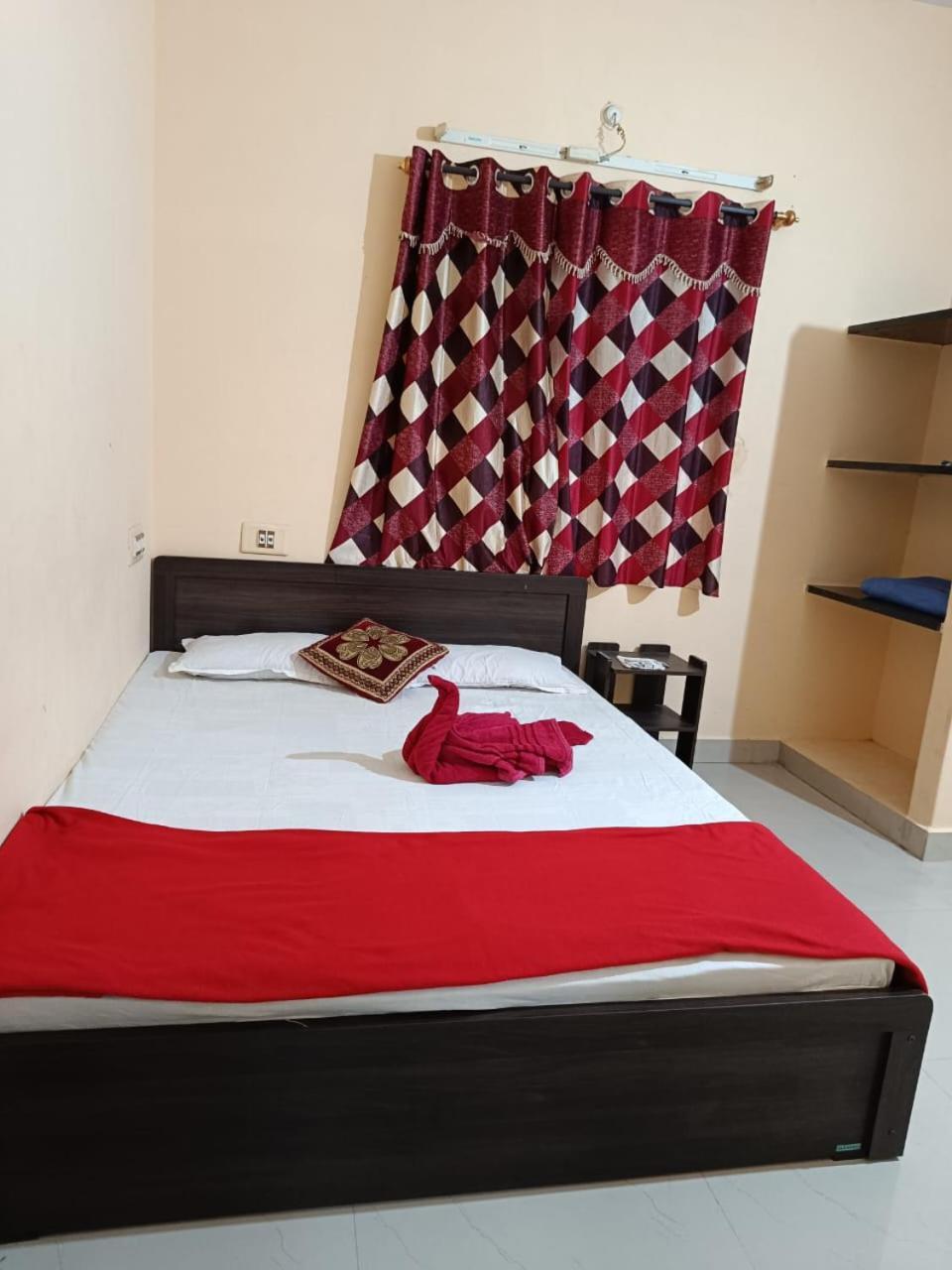 Ahobilam Apartment